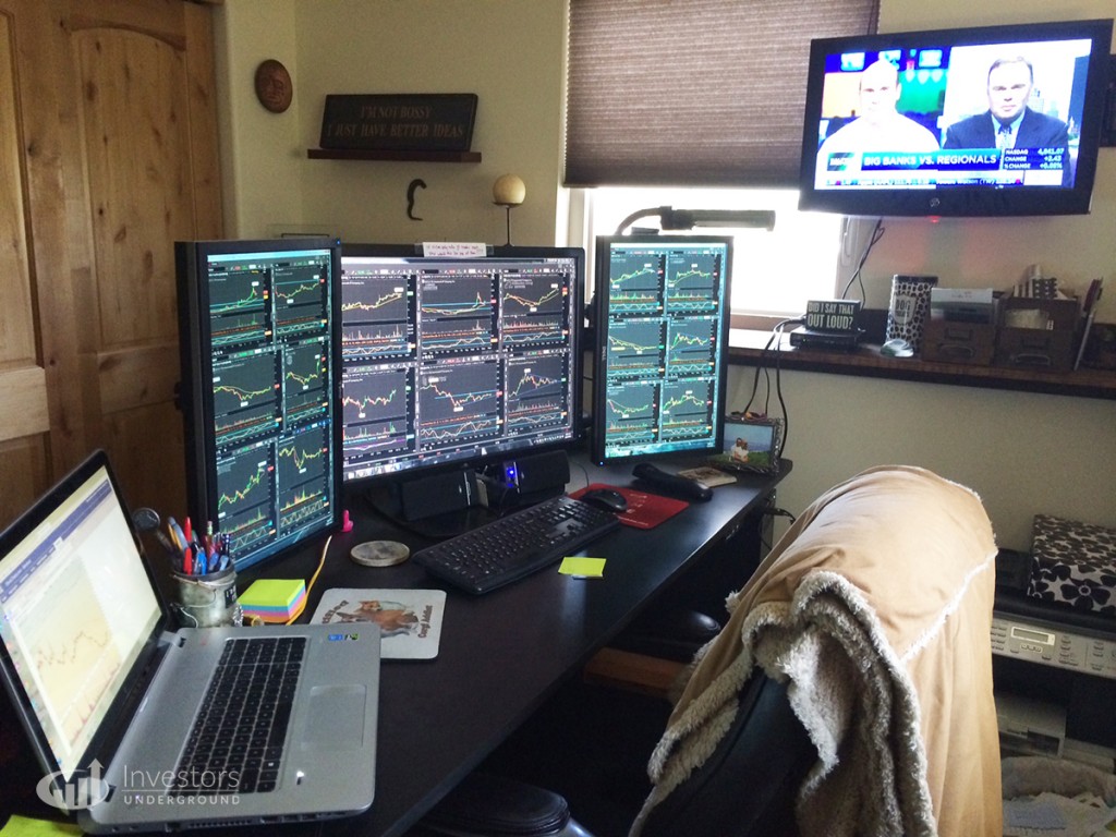 Trading Desks And Monitors From 24 Top Traders